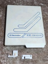 Electrolux RM4236 Gefrier-/Eisfachtür, Schnäpper und unteres Scharnier