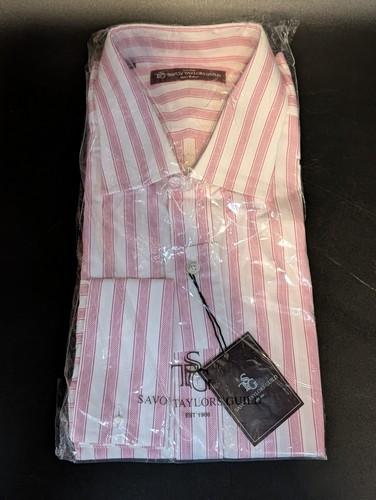 Formelles rosa weiß