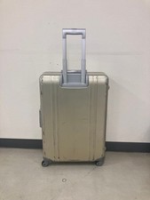 Zero Halliburton Champagne