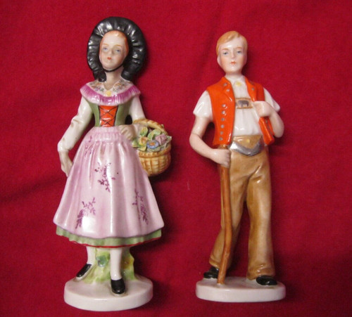 Porzellanfiguren paar - /,