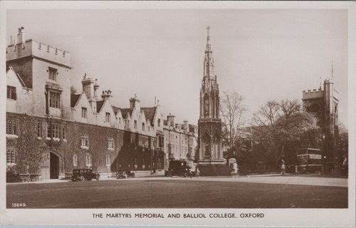 Oxford martyrs memorial - oxford,