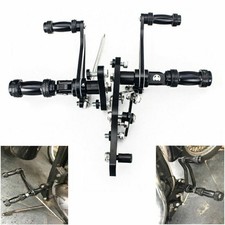 Vorverlegte Fußrastenanlage