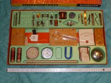 arlx ✅ 3 Experimentierkästen ⭐ Kosmos ⭐ 2x Technikus plus 1x Elektromann ⭐ ±1960