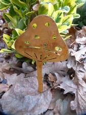 "Fliegenpilz" aus Edel Rost
