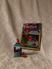 Lego Friends Papagei und Brunnen