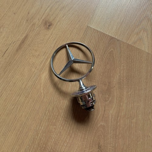 Mercedes stern motorhaube w208 - stern,