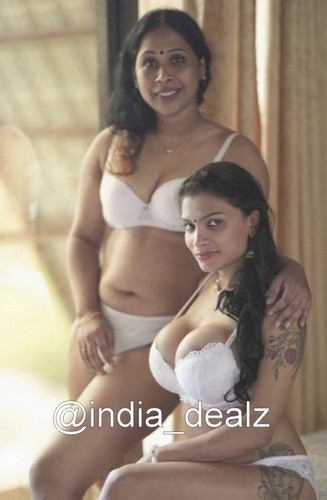 Sexy vollbusige indische frau - vollbusige,