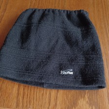 Pferdeschwanz Mütze/Stirnband "Vector",Zopfloch, Strickmütze, schwarz, getragen