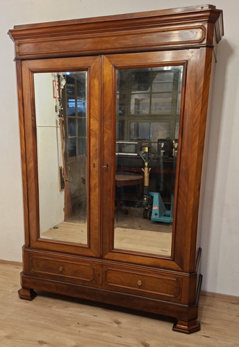 Kleiderschrank