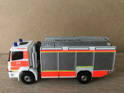Feuerwehr düsseldorf - feuerwehr,