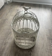 Dekorativer Vogelkäfig im