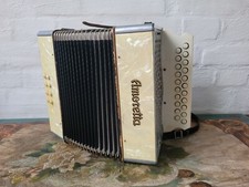 Kleines Akkordeon Amoretta