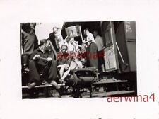 Platzkonzert auf dem Waggon des Eisenbahngeschütz Bruno