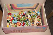 Ü-EIER FIGUREN Konvolut VERSCHIEDENE FIGUREN viele verschiedene Sachen