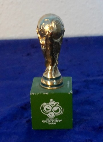 Official fifa world - official,