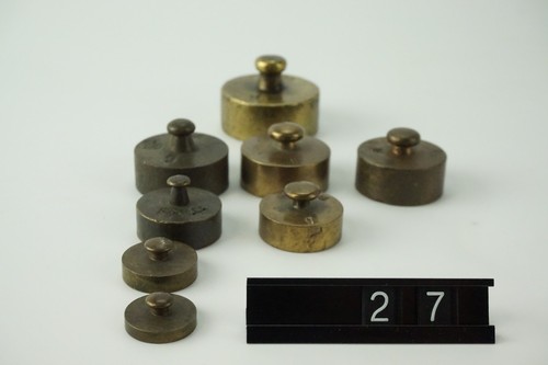 Alte messing gewichte 8 - alte,