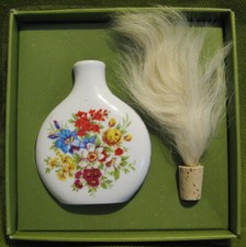 Sandizell Schnupftabakflasche Porzellan Spruch Verschluss Korken und Gamsbart