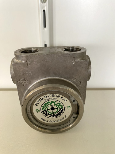 Fluid tech verdränger - fluid-o-tech,
