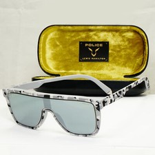 Police Lewis Hamilton F1