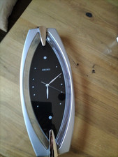 Seiko Wanduhr Quarz silber /schwarz längliche  Form