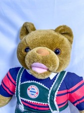 FC Bayern München Maskottchen Jodel-Bär in Trikot und Lederhose
