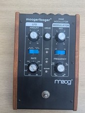 Moog 102 moogerfooger - moog,