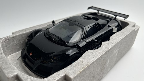 Autoart gumpert apollo s - autoart, 1:18