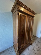 Wunderschöner Zweitüriger Schrank, vermutlich Gründerzeit.