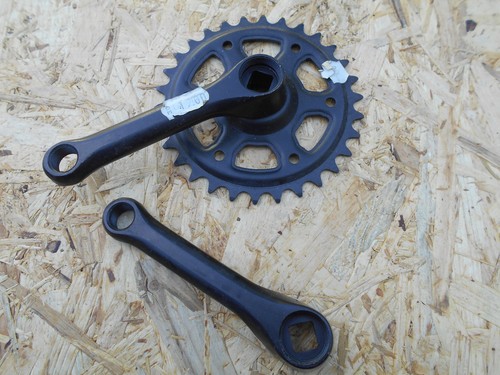 Universal kurbel set - set, garnitur
