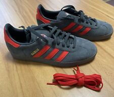 Adidas GAZELLE FC BAYERN SCHUHE Sneaker-Stil Sportschuh Stilcode IE8501 NEU