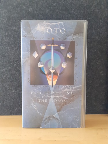 Toto past present - -,