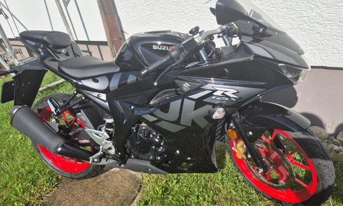 Suzuki gsx 125 - suzuki,
