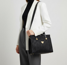 Maison Mollerus Vinerus Damen