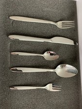 besteckset 12 personen 18/10 gut erhaltenes Besteck es fehlt nur Eine Kuchengabe