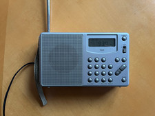 TCM 219016 Radio Empfänger Batterie und Netzbetrieb