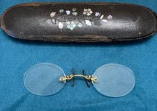 Antiker Zwicker Lorgnon um