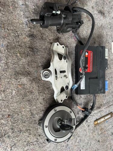 Honda cbr 1000 ez - honda, sc