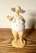 Figur "Badenixe mit Handtuch"
