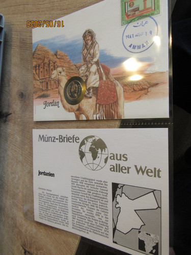 281597 3 verschiedende - ,