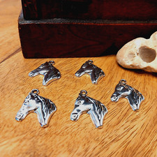 5 Pferdekopf Kettenanhänger