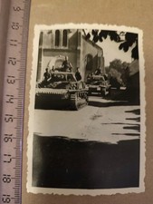 Kolonne deutscher Kampfpanzer/Vormarsch Westfront/Foto/2.WK