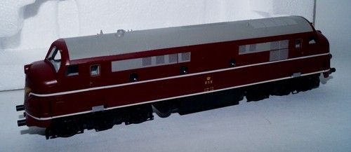 Heljan 4352 diesellok - heljan, h0