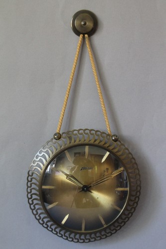 Traumhafte mechanische wanduhr - traumhafte,
