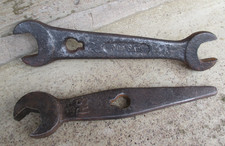 Antik traktor bordwerkzeug - antik,