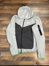Nike Tech Fleece Anzug Grau
