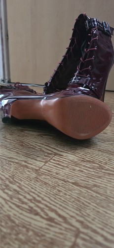 Only maker high heels - gr., 39