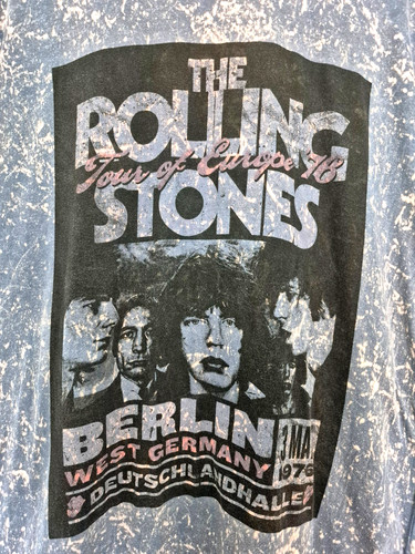 Rolling stones shirt eleven - rolling,