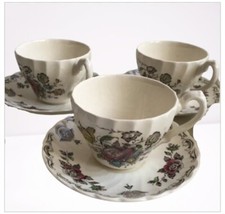 3Tassen & Untertassen -