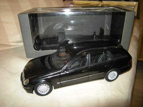 Kyosho mercedes benz s211 - 1:18,