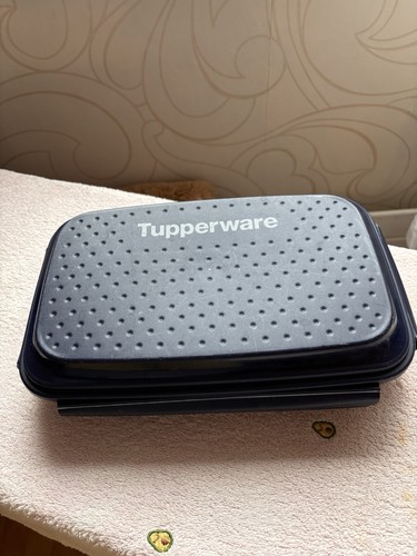 Tupperware flip shake - flip,